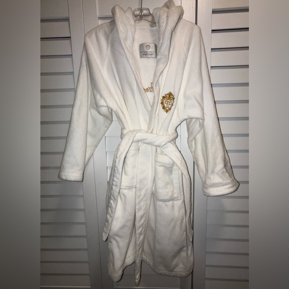Plaza Hotel NYC by Mascioni Plush Girl’s Princess Plush Robe Size 11-14 - Picture 1 of 9
